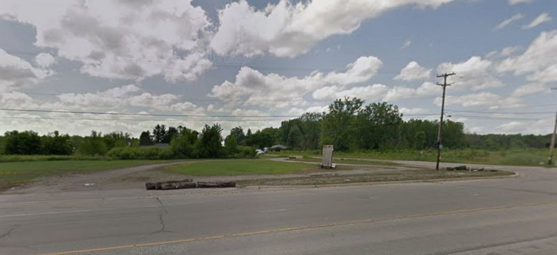 Red Barn Restaurant and Museum (Old Red Barn) - 2019 Gone (newer photo)